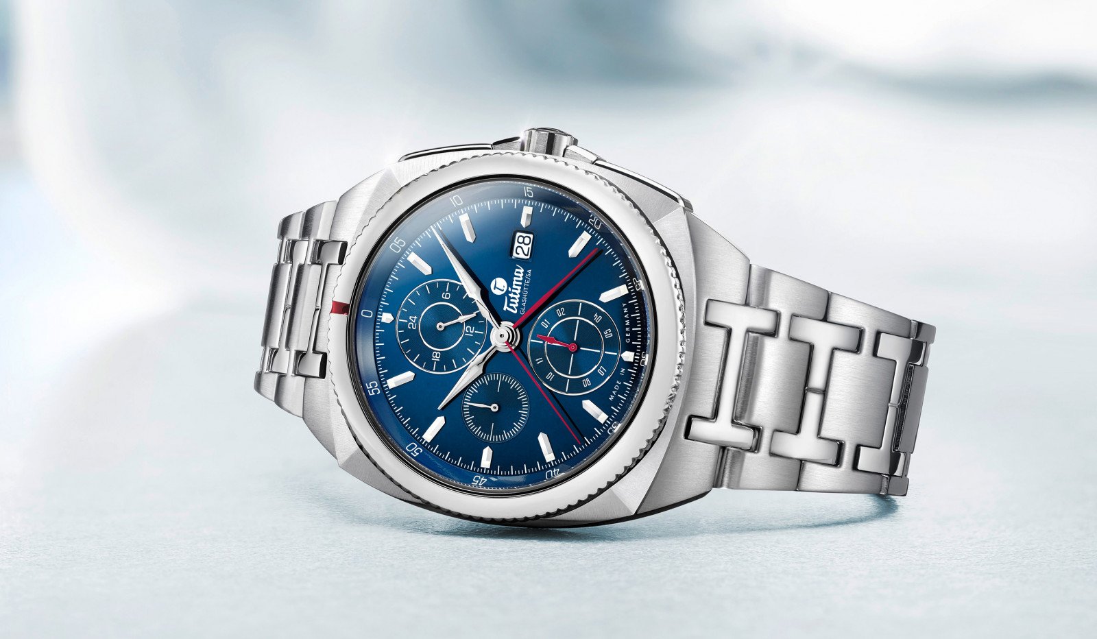The new Saxon One Royal Blue | Tutima Glashütte/Sa.